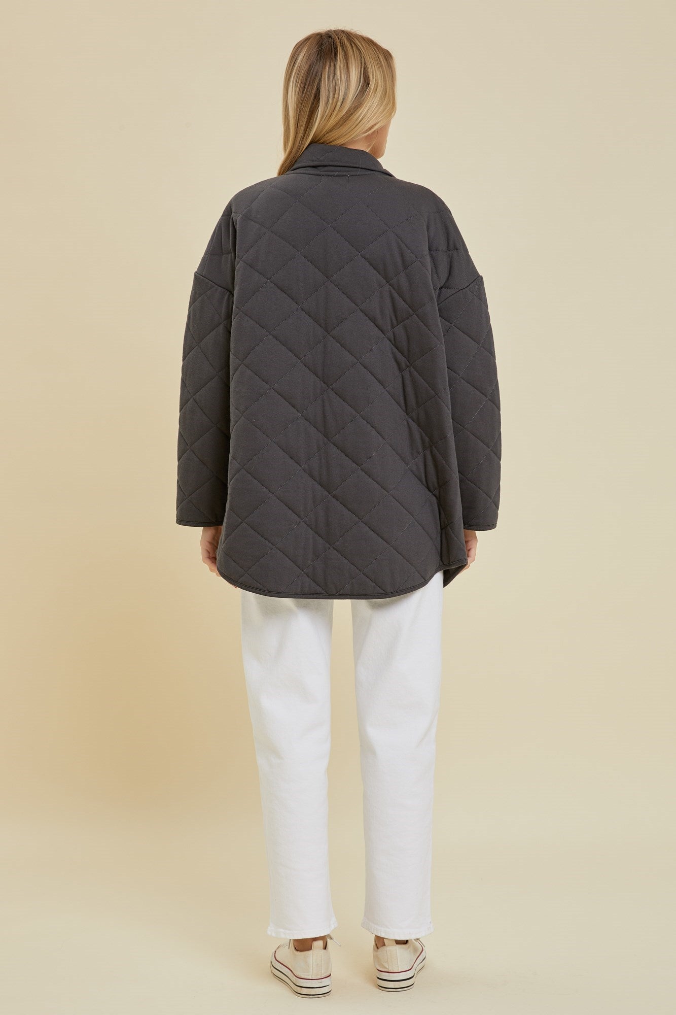 Diamond Quilted Jacket In Charocoal